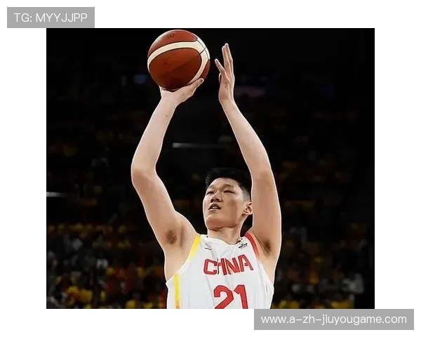 CBA胡金秋篮下终结训练更强硬，展现篮球硬汉风范