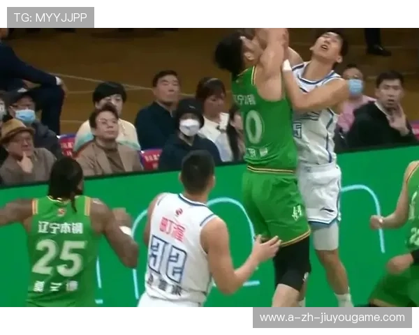 CBA深圳前场连贯配合顺利,局势逐渐倒向主队